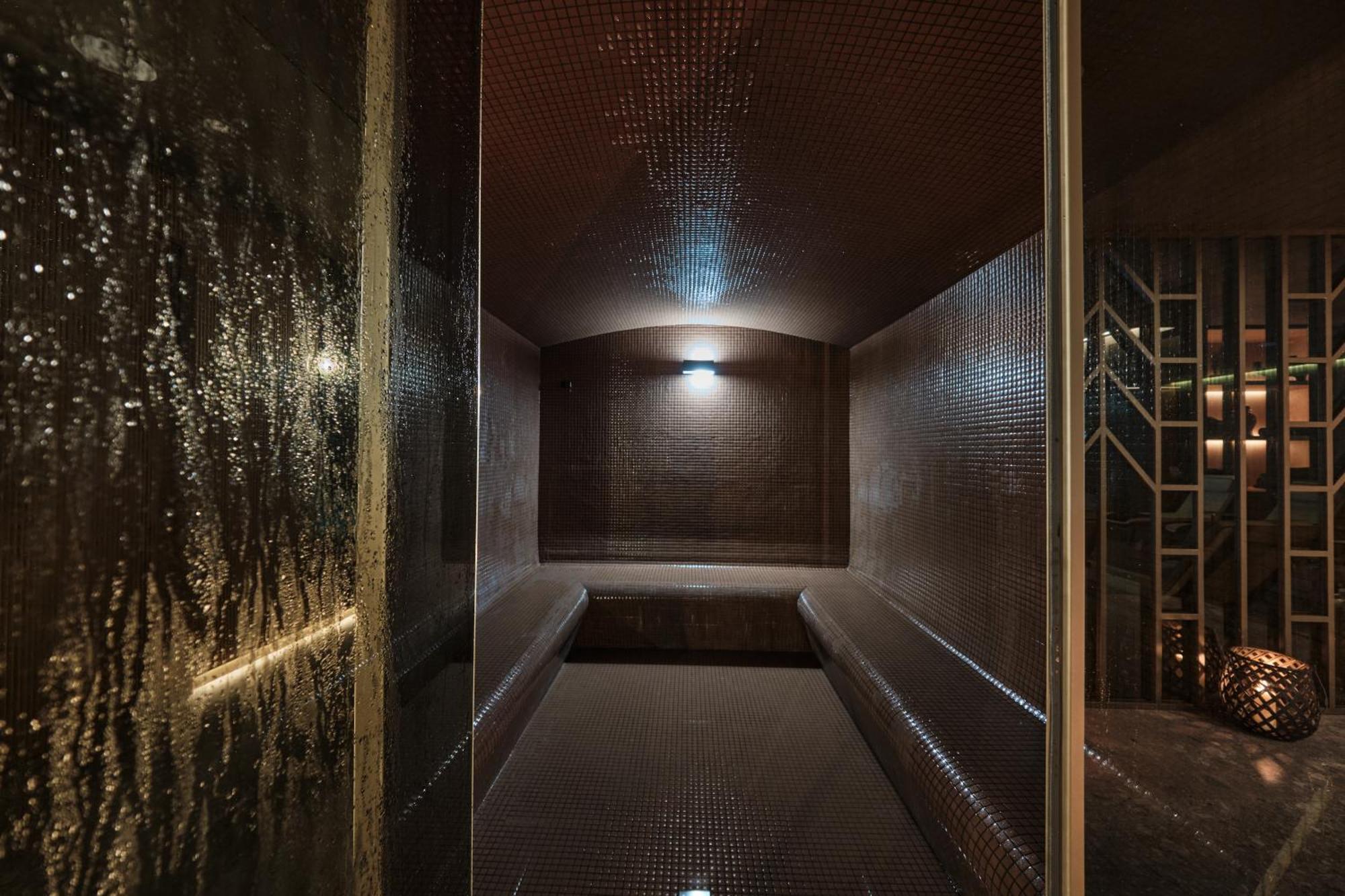 Ga Palace Hotel & Spa, A Xixth-Century Villa Porto Eksteriør billede The spa at The Ivy Spa