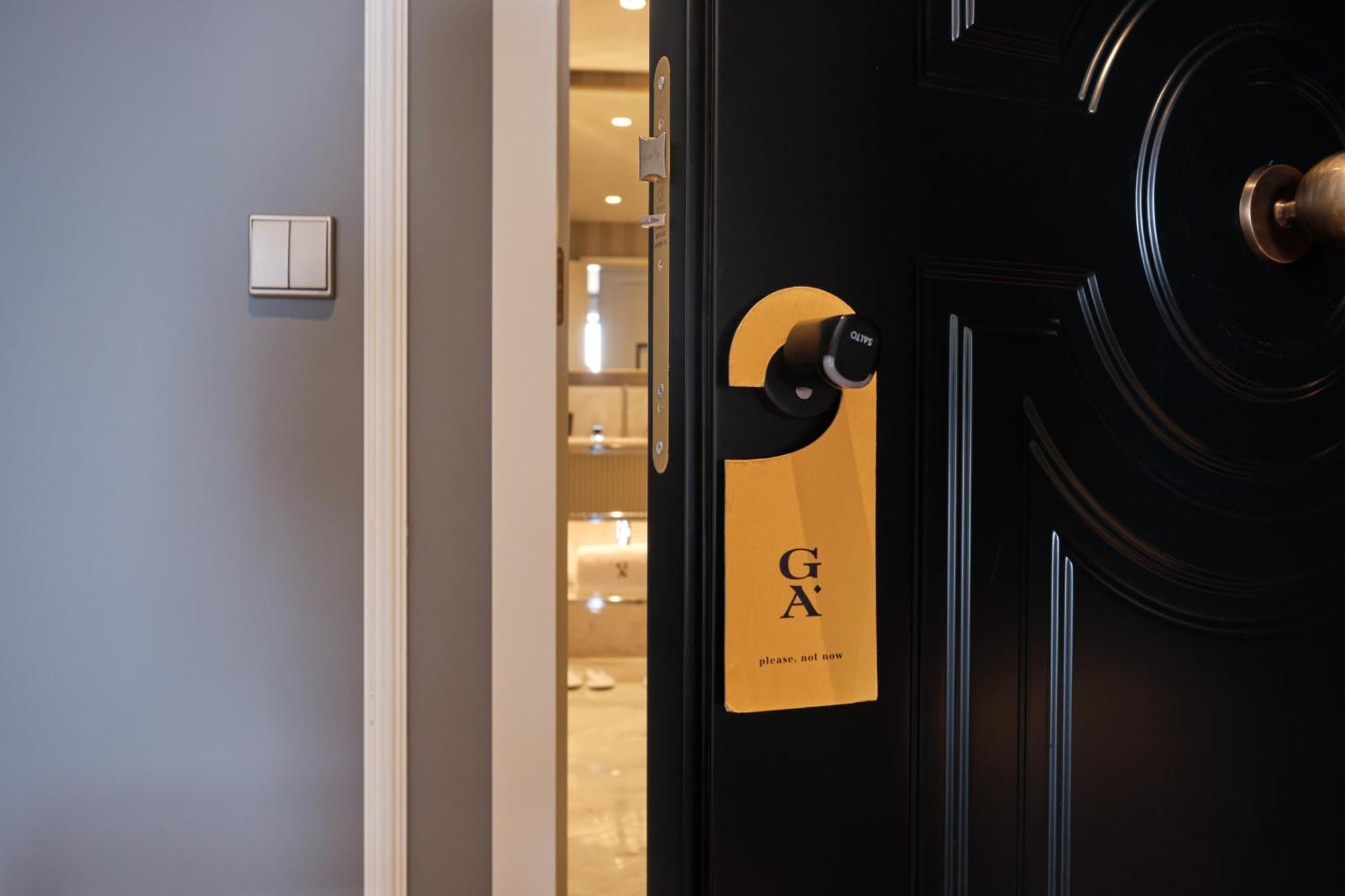 Ga Palace Hotel & Spa, A Xixth-Century Villa Porto Eksteriør billede A door hanger