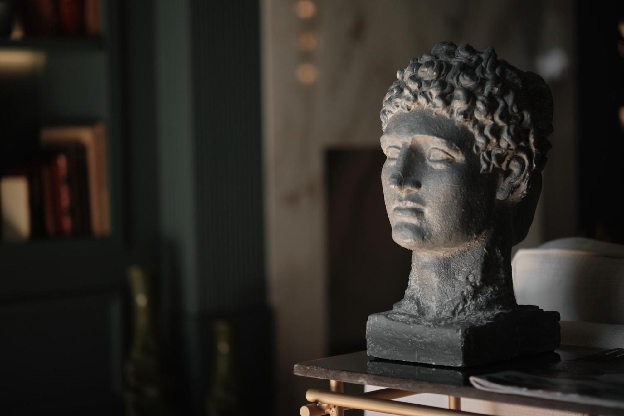 Ga Palace Hotel & Spa, A Xixth-Century Villa Porto Eksteriør billede Bust of Sappho