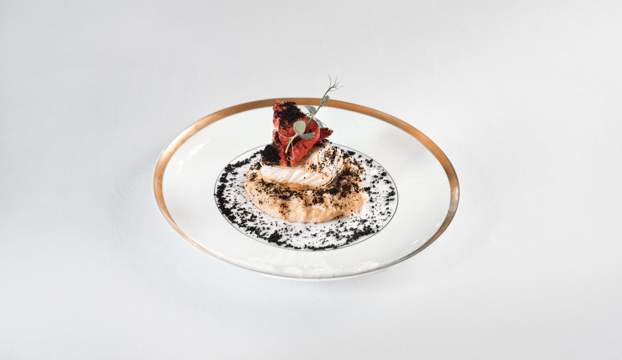 Ga Palace Hotel & Spa, A Xixth-Century Villa Porto Eksteriør billede A plate of chocolate parfait