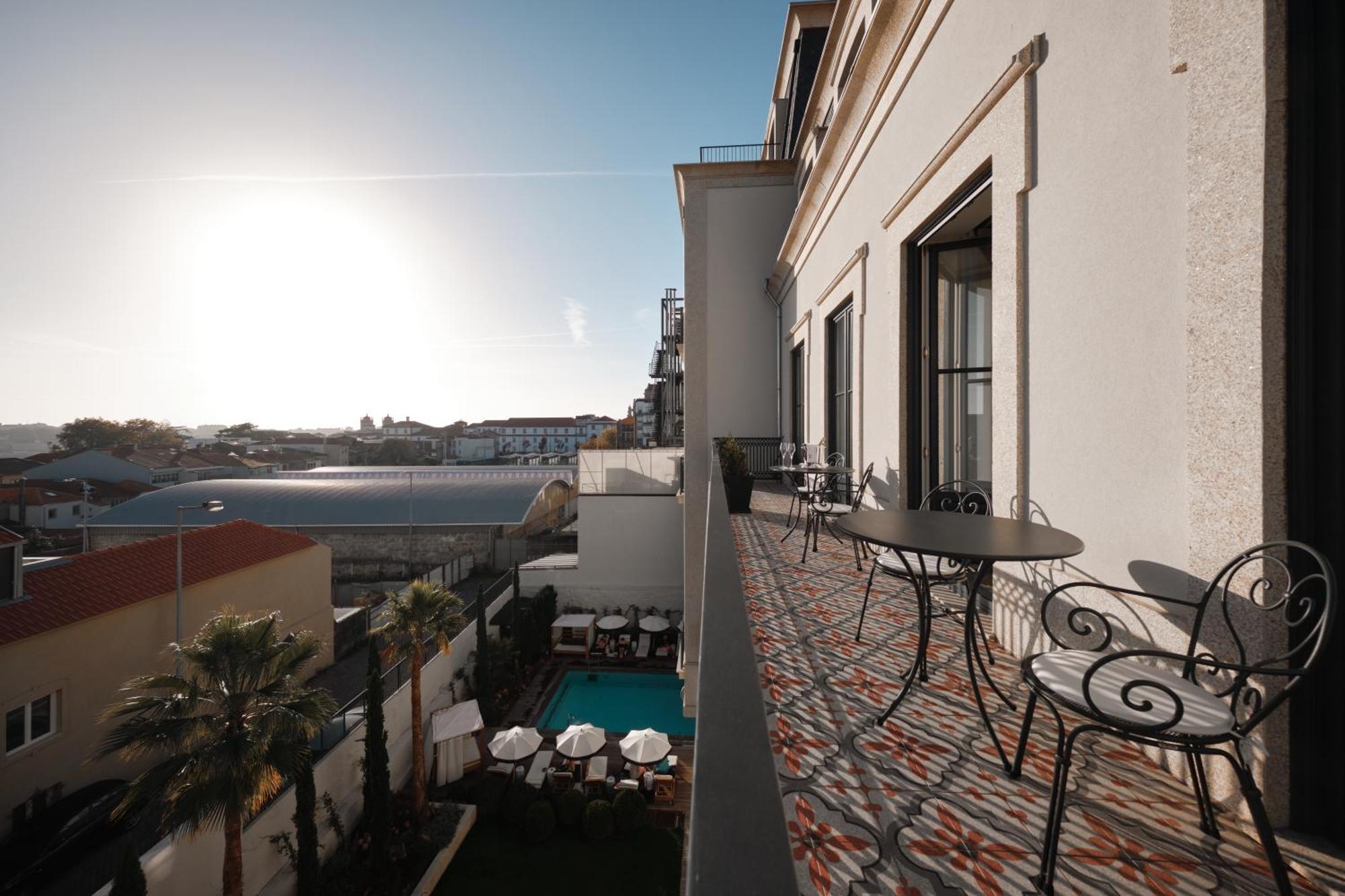 Ga Palace Hotel & Spa, A Xixth-Century Villa Porto Eksteriør billede The hotel's terrace